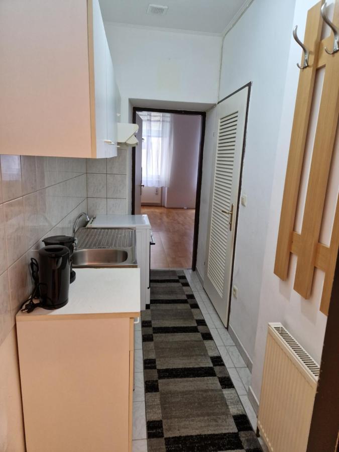 Central City Apartment Вена Экстерьер фото